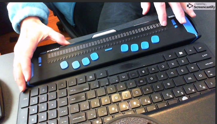 Le Rotary Club Marseille Méditerranée  finance des tablettes de traduction automatique en Braille au profit  de l’ Institut des déficients visuels Arc en Ciel